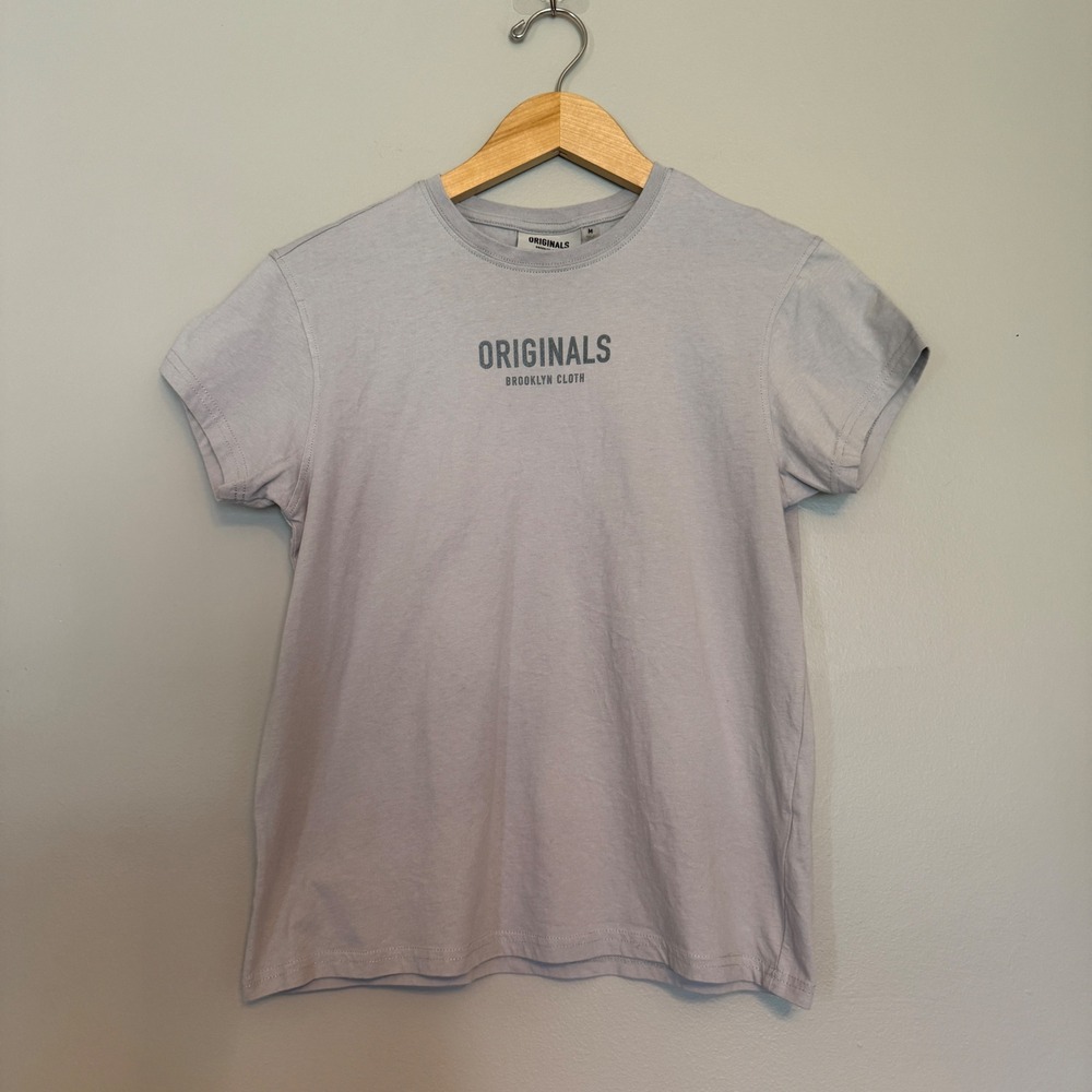 Brooklyn Cloth Originals Graphic T-Shirt Light Gray‎ Cotton Crew Neck Womens M